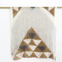 Load image into Gallery viewer, Triangle Border Thin Stole - Large