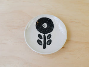 Japanese Seto Ware Modern Flower Plate