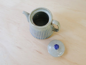 Ceramic Soy Sauce Bottle 藍十草 汁次