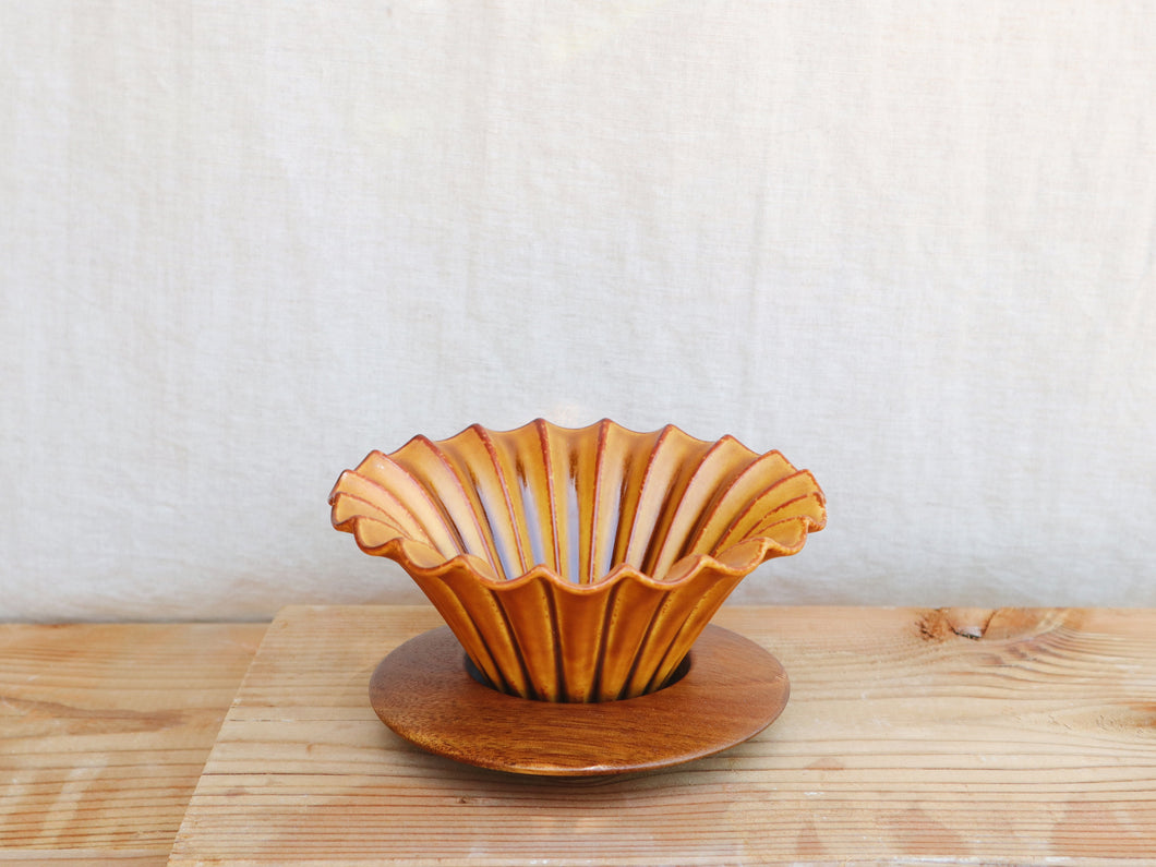 Mino Ware Ceramic Coffee Dripper With Wooden Holder Set