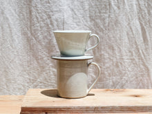 Load image into Gallery viewer, Shigaraki Ware Ceramic Mug Edge Line