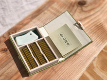 Load image into Gallery viewer, MAINICHI BYAKUDAN - Everyday Sandalwood Incense Set 60 sticks