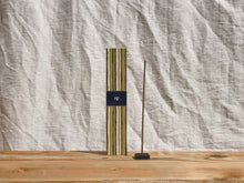 Load image into Gallery viewer, KAYURAGI - Japanese Cypress Incense Set 40 sticks