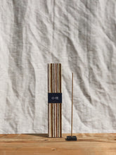 Load image into Gallery viewer, KAYURAGI - Sandalwood Incense Set 40 sticks